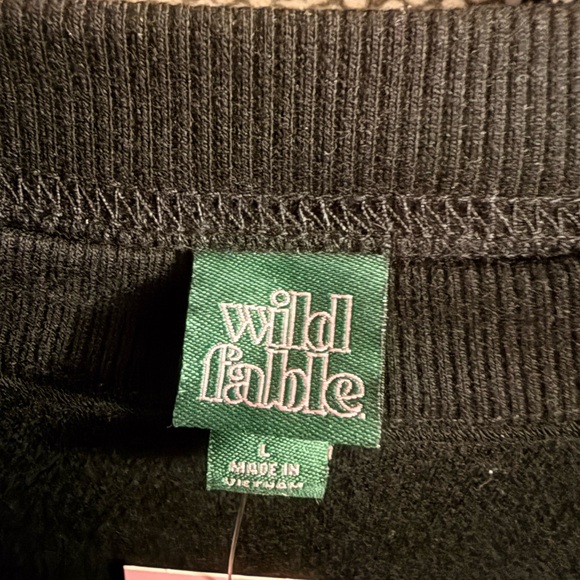 Wild Fable Black Sweatshirt - Picture 5 of 5